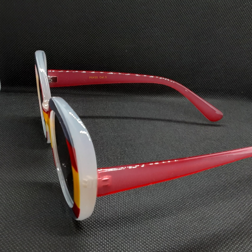Multi color Sunglasses - Picture 4 of 4